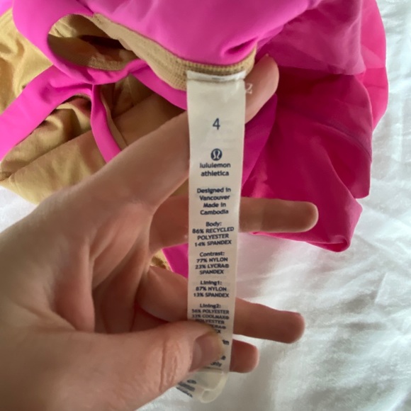 LuLu Lemon flowy yoga top - Picture 6 of 6